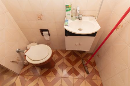 Casa para alugar com 200m², 2 quartos e 2 vagasBanheiro da Suíte