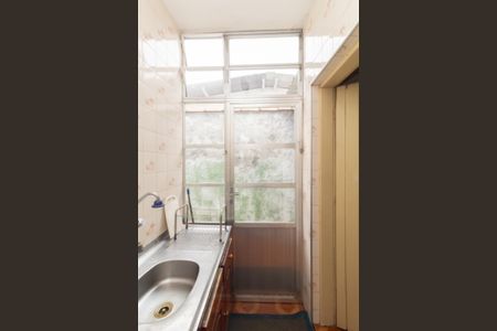 Casa para alugar com 200m², 2 quartos e 2 vagasCozinha