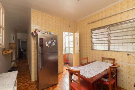 Casa para alugar com 200m², 2 quartos e 2 vagasCozinha