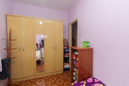 Casa para alugar com 200m², 2 quartos e 2 vagasQuarto 1