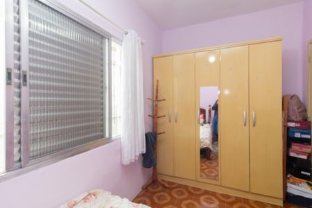 Casa para alugar com 200m², 2 quartos e 2 vagasQuarto 1