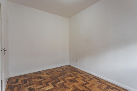 Quarto 2 de apartamento para alugar com 2 quartos, 57m² em Jardim Sabará, Porto Alegre