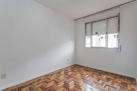 Quarto 2 de apartamento para alugar com 2 quartos, 57m² em Jardim Sabará, Porto Alegre
