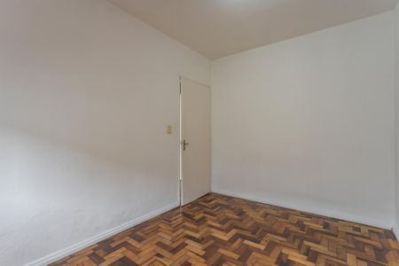 Quarto 2 de apartamento para alugar com 2 quartos, 57m² em Jardim Sabará, Porto Alegre