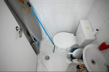 Apartamento para alugar com 85m², 2 quartos e 2 vagasBanheiro de serviço