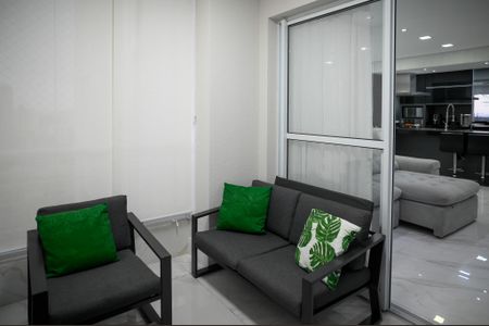 Apartamento para alugar com 85m², 2 quartos e 2 vagasVaranda