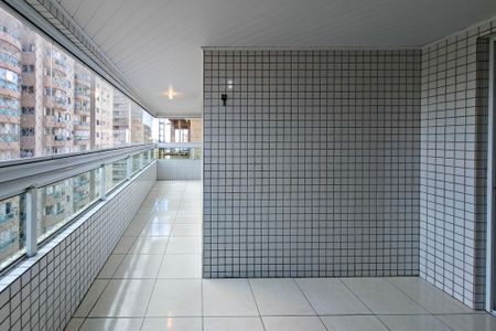 Apartamento para alugar com 82m², 2 quartos e 2 vagas Apartamento para alugar com 82m², 2 quartos e 2 vagasSacada