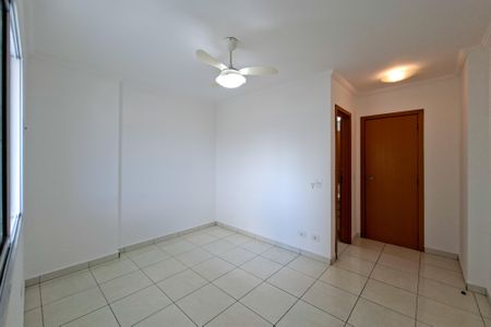 Apartamento para alugar com 82m², 2 quartos e 2 vagas Apartamento para alugar com 82m², 2 quartos e 2 vagasSuite