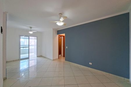 Sala de apartamento para alugar com 2 quartos, 82m² em Vila Tupi, Praia Grande