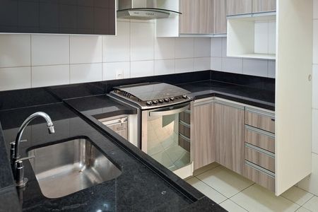 Apartamento para alugar com 82m², 2 quartos e 2 vagas Apartamento para alugar com 82m², 2 quartos e 2 vagasComo