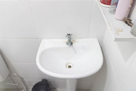 Casa para alugar com 150m², 2 quartos e 1 vaga Casa para alugar com 150m², 2 quartos e 1 vagaBanheiro