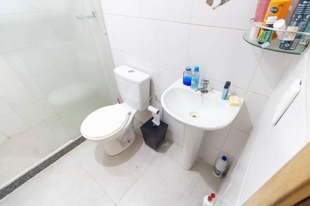 Casa para alugar com 150m², 2 quartos e 1 vaga Casa para alugar com 150m², 2 quartos e 1 vagaBanheiro 2