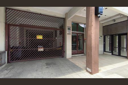 Apartamento à venda com 48m², 1 quarto e sem vaga Apartamento à venda com 48m², 1 quarto e sem vagaFachada