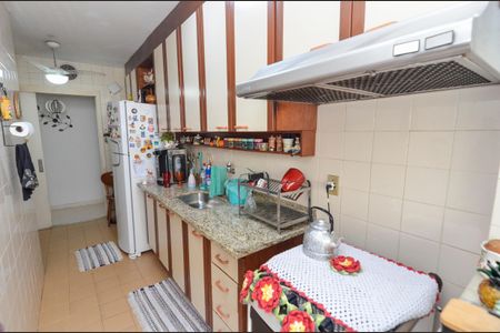 Apartamento à venda com 170m², 3 quartos e 1 vaga Apartamento à venda com 170m², 3 quartos e 1 vagaCozinha