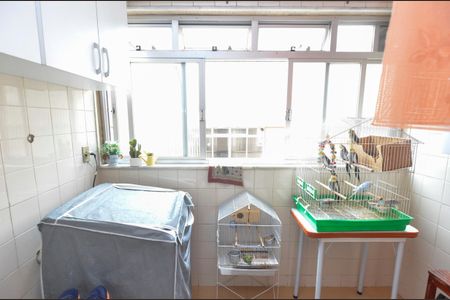 Apartamento à venda com 170m², 3 quartos e 1 vaga Apartamento à venda com 170m², 3 quartos e 1 vagaÁrea de Serviço