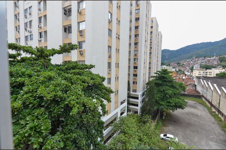 Apartamento à venda com 170m², 3 quartos e 1 vaga Apartamento à venda com 170m², 3 quartos e 1 vagaSuíte