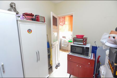 Apartamento à venda com 170m², 3 quartos e 1 vaga Apartamento à venda com 170m², 3 quartos e 1 vagaQuarto de Serviço