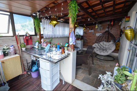 Apartamento à venda com 170m², 3 quartos e 1 vaga Apartamento à venda com 170m², 3 quartos e 1 vagaTerraço