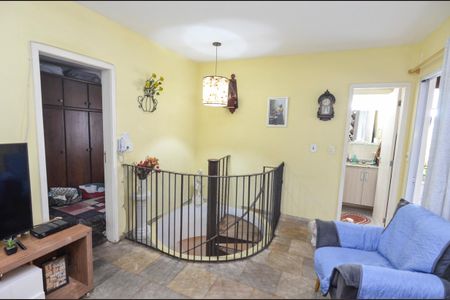 Apartamento à venda com 170m², 3 quartos e 1 vaga Apartamento à venda com 170m², 3 quartos e 1 vagaTerraço