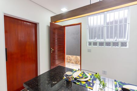 Cozinha  de apartamento para alugar com 1 quarto, 35m² em Umuarama, Osasco