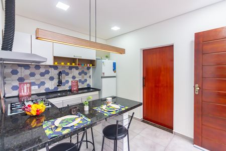 Cozinha  de apartamento para alugar com 1 quarto, 35m² em Umuarama, Osasco