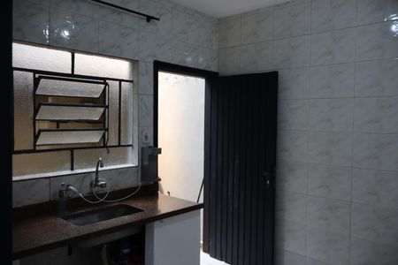 Casa à venda com 130m², 2 quartos e 1 vagaCozinha 