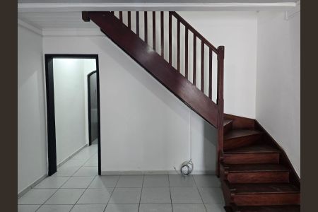 Sala  de casa à venda com 2 quartos, 100m² em Vila das Palmeiras, Guarulhos