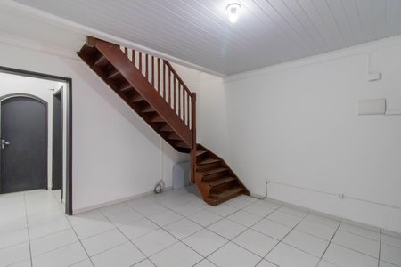 Sala de casa à venda com 2 quartos, 130m² em Vila das Palmeiras, Guarulhos