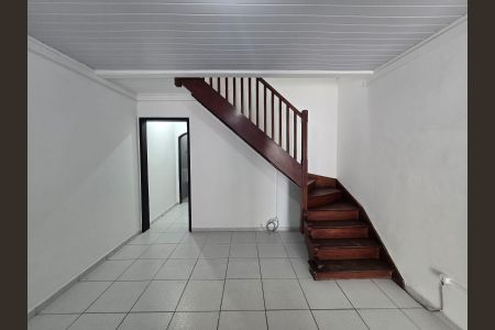 Sala  de casa à venda com 2 quartos, 100m² em Vila das Palmeiras, Guarulhos