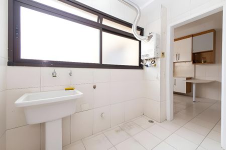 Apartamento para alugar com 147m², 3 quartos e 3 vagas