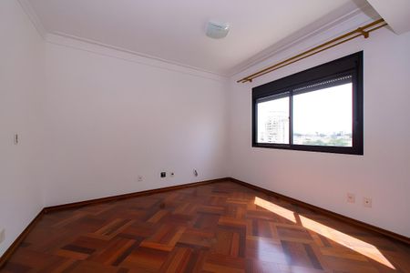 Apartamento para alugar com 147m², 3 quartos e 3 vagas