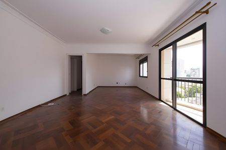 Apartamento para alugar com 147m², 3 quartos e 3 vagas