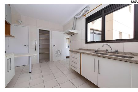 Apartamento para alugar com 3 quartos, 147m² em Pompeia, São Paulo
