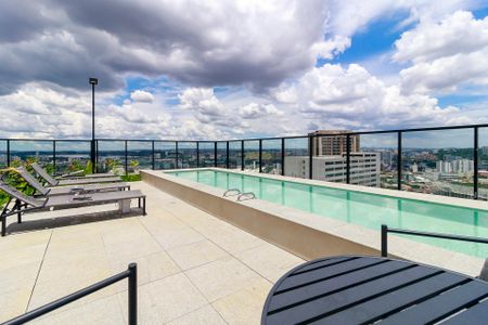 Studio para alugar com 23m², 0 quarto e sem vaga Studio para alugar com 23m², 0 quarto e sem vagaPiscina