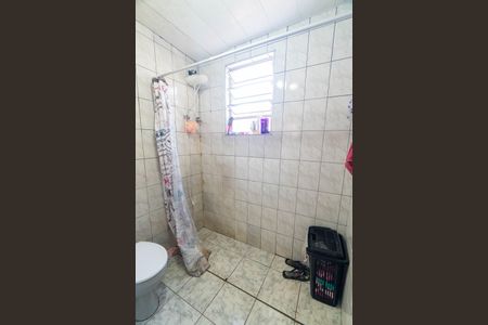 Casa à venda com 217m², 2 quartos e 1 vagaBanheiro