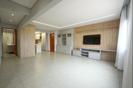 Apartamento para alugar com 90m², 2 quartos e 1 vagaSala