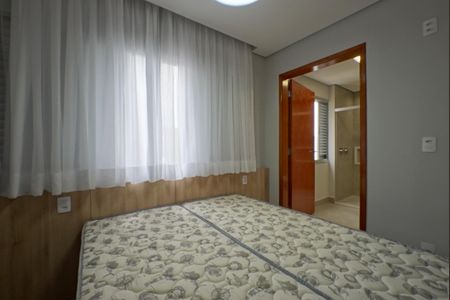 Apartamento para alugar com 90m², 2 quartos e 1 vagaSuíte