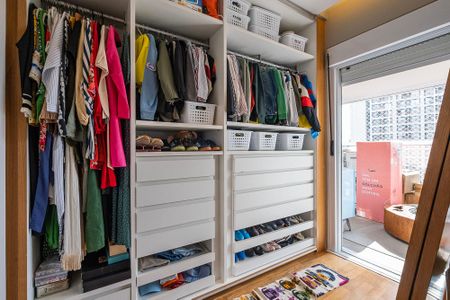 Apartamento à venda com 84m², 2 quartos e 2 vagas Apartamento à venda com 84m², 2 quartos e 2 vagasQuarto 2