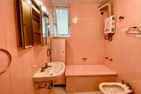 Apartamento para alugar com 91m², 2 quartos e 1 vagaBanheiro 2