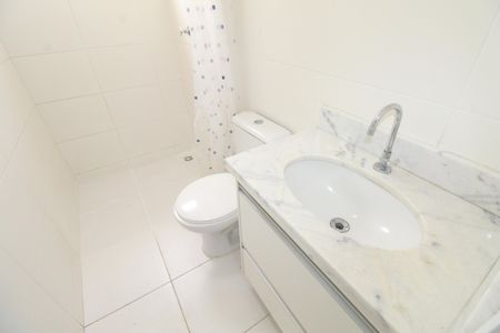 Apartamento para alugar com 65m², 2 quartos e 1 vagaBanheiro da Suíte