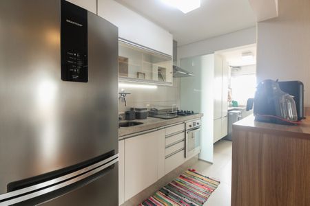 Apartamento à venda com 99m², 3 quartos e 2 vagasCozinha 