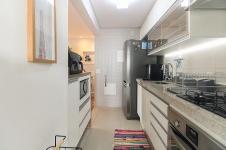 Apartamento à venda com 99m², 3 quartos e 2 vagasCozinha 