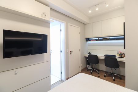 Apartamento à venda com 99m², 3 quartos e 2 vagasSuíte 