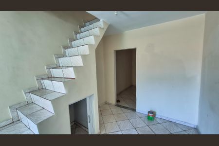 Casa para alugar com 183m², 3 quartos e 1 vagaSala 