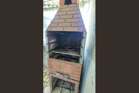 Casa para alugar com 183m², 3 quartos e 1 vagaÁrea de serviço e churrasqueira 