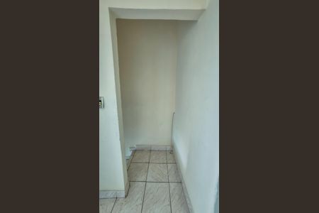 Casa para alugar com 183m², 3 quartos e 1 vagaCorredor de acesso segundo andar 