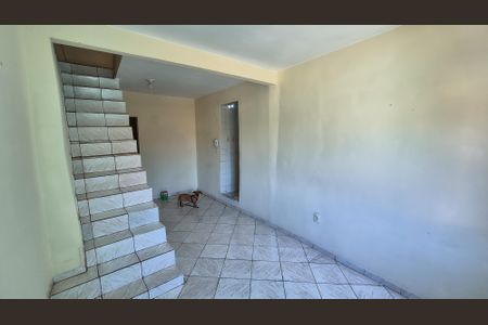 Sala  de casa para alugar com 3 quartos, 183m² em Brás de Pina, Rio de Janeiro