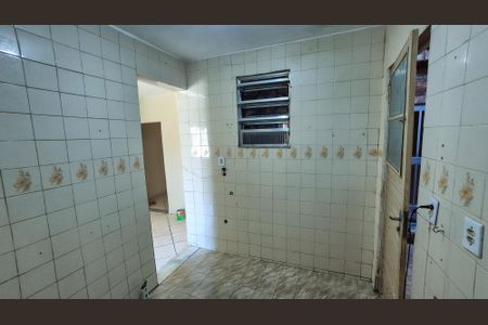Casa para alugar com 183m², 3 quartos e 1 vagaCozinha 