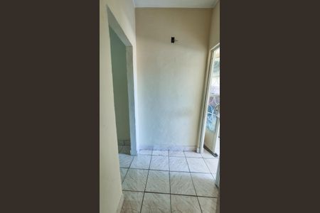 Casa para alugar com 183m², 3 quartos e 1 vagaCorredor de acesso segundo andar 