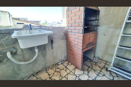 Casa para alugar com 183m², 3 quartos e 1 vagaÁrea de serviço e churrasqueira 